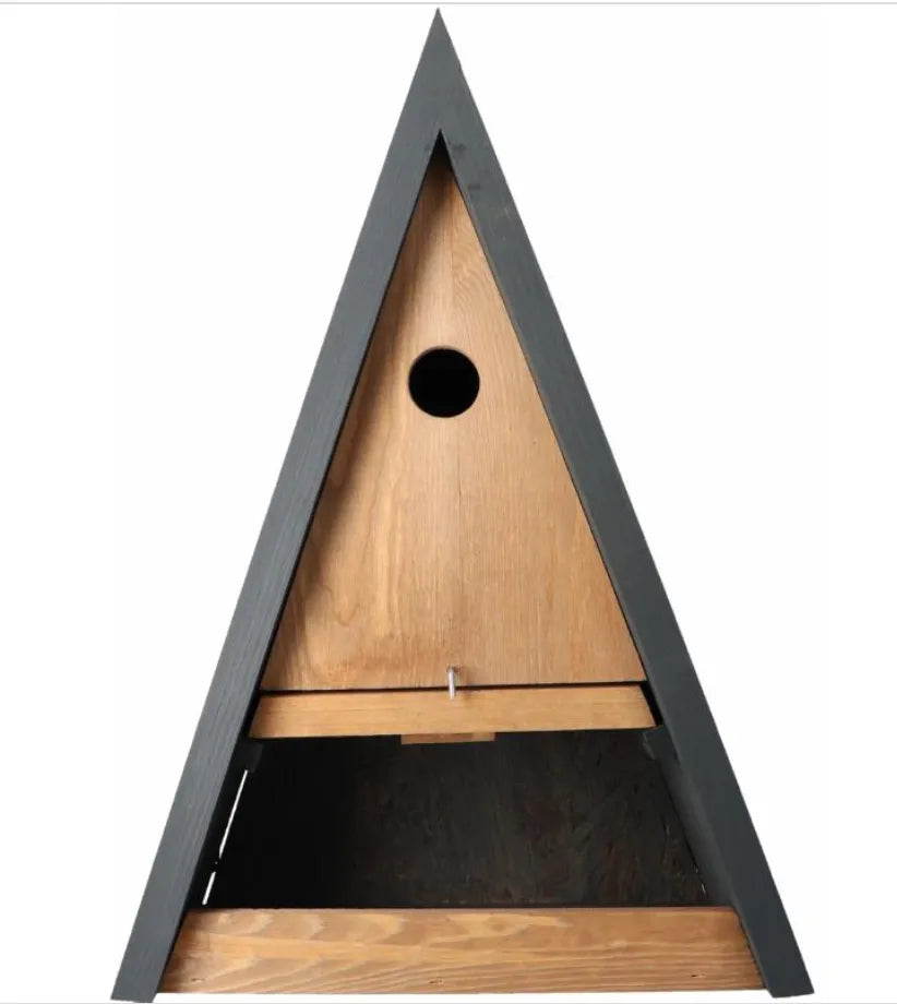 Nistkasten und Vogelhaus