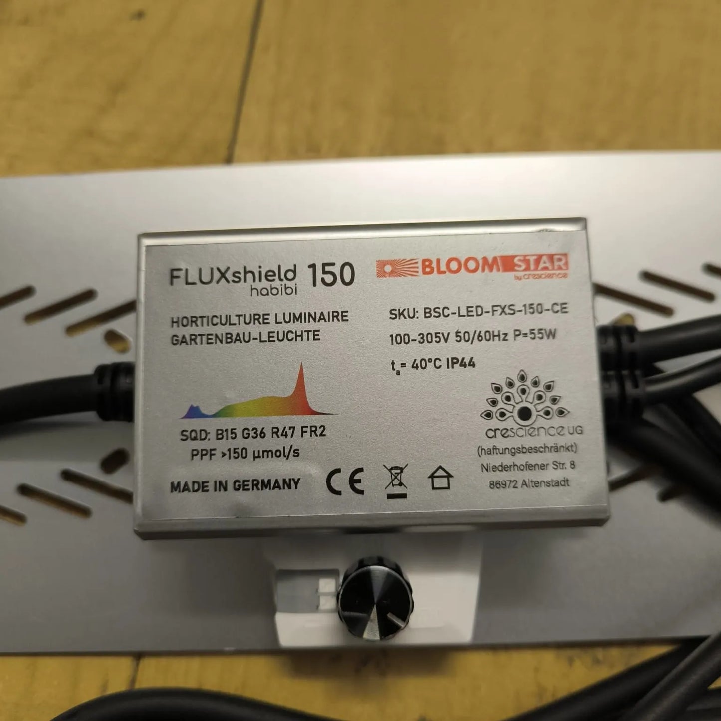 Anzucht- und Pflanzenlampe